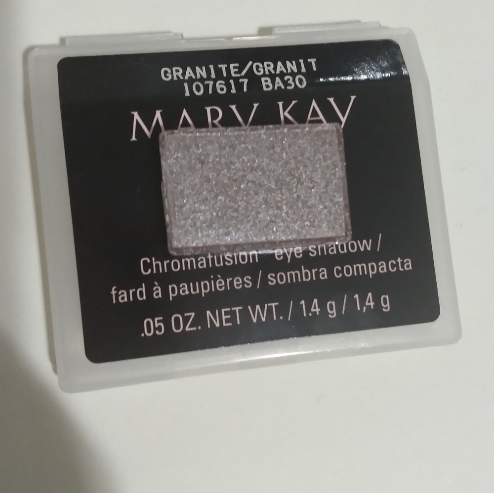 Eye shadow